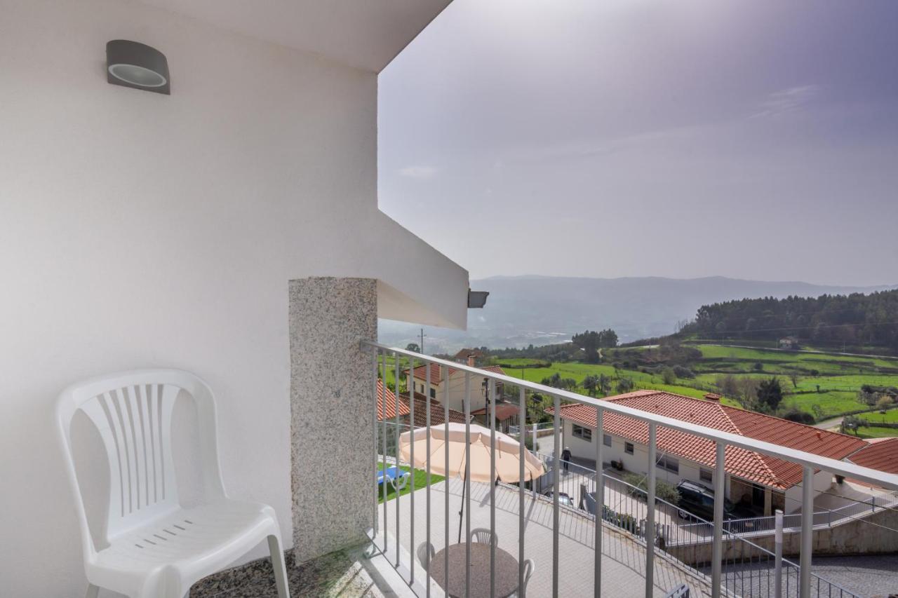 Aldeamento Casas Do Alto Do Vez Apartment Balouta Exterior foto