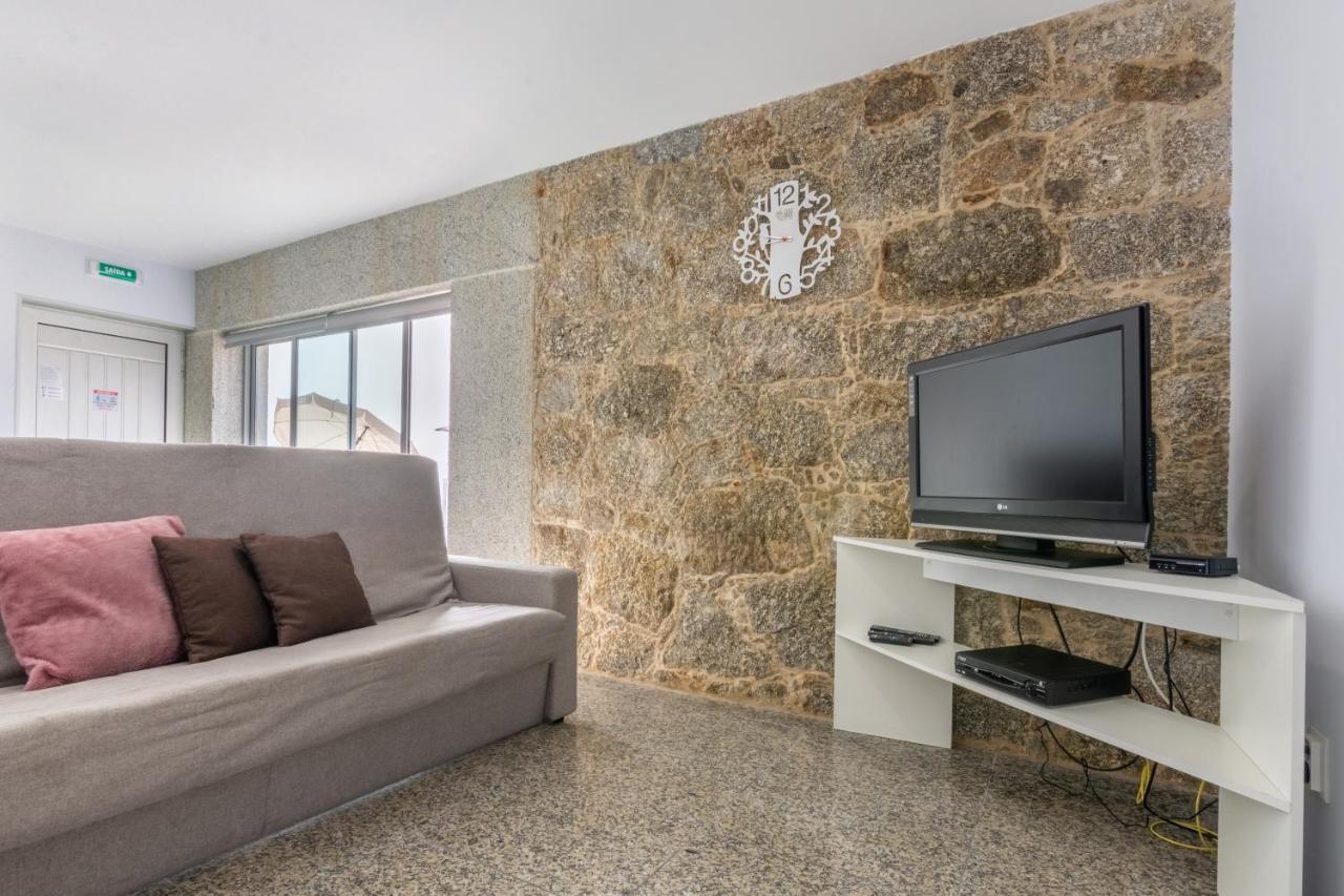 Aldeamento Casas Do Alto Do Vez Apartment Balouta Exterior foto